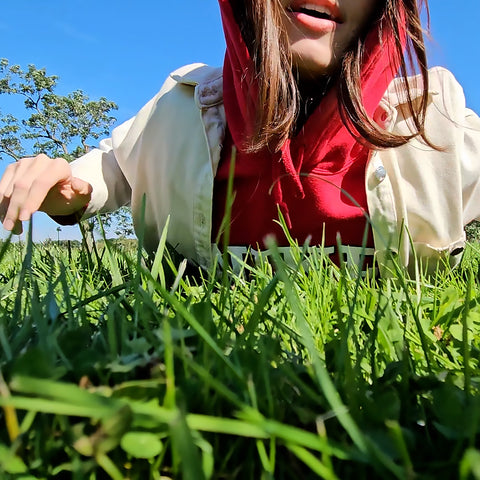 Hold On EP by Lisa Monika YK (Worldwide Shipping・日本国内郵送、国際郵送)🌎