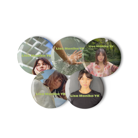 Set of pin buttons of Lisa Monika YK from MV "Thank You"